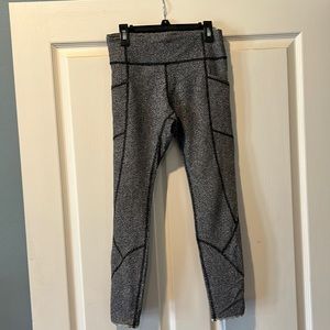 Lululemon crop leggings